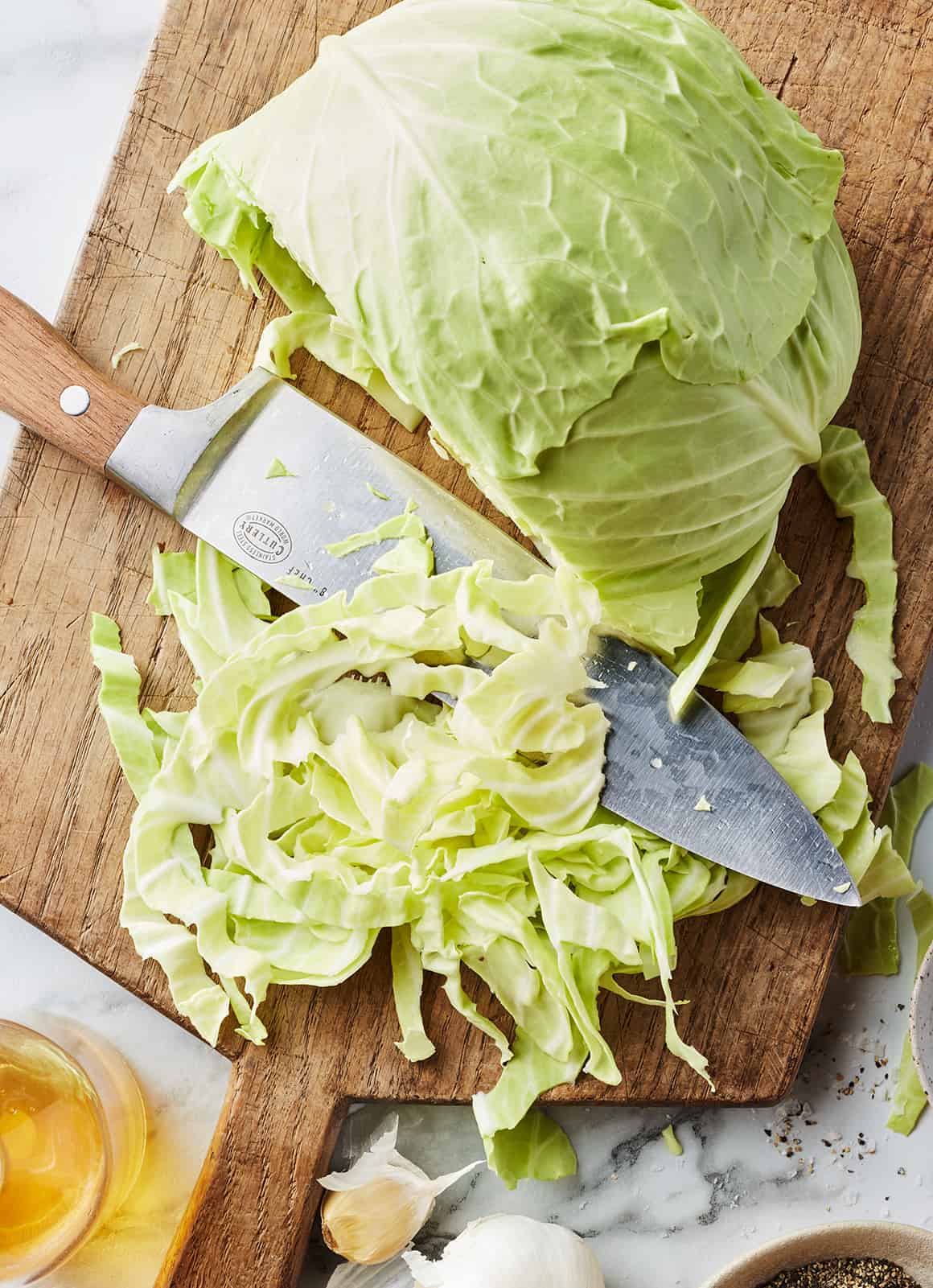 How to cut cabbage